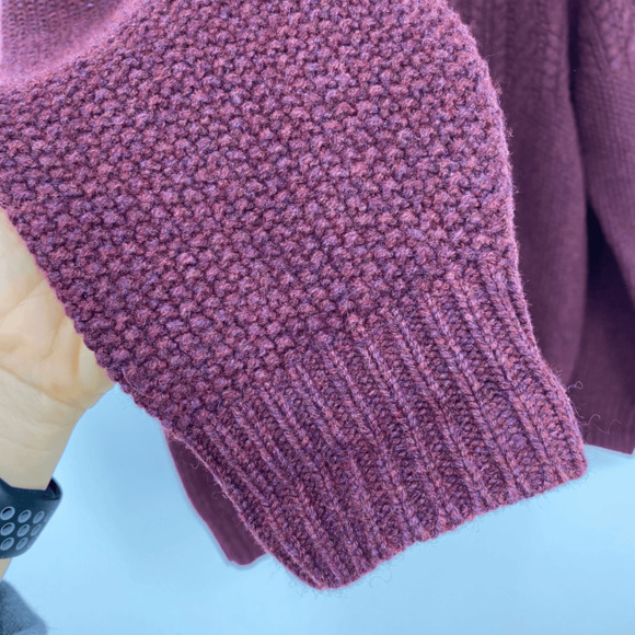 Vintage L.L. Bean Mens M Wool Sweater Crewneck Pullover Burgundy Red Cable Knit - Picture 7 of 8